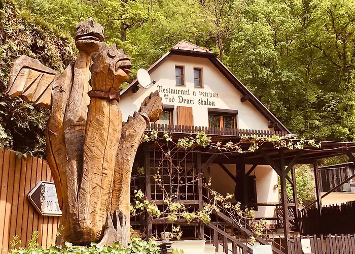 Restaurant A Penzion Pod Draci Skalou