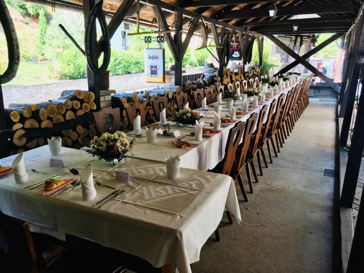 Guest house Restaurant A Pod Draci Skalou Karlstejn